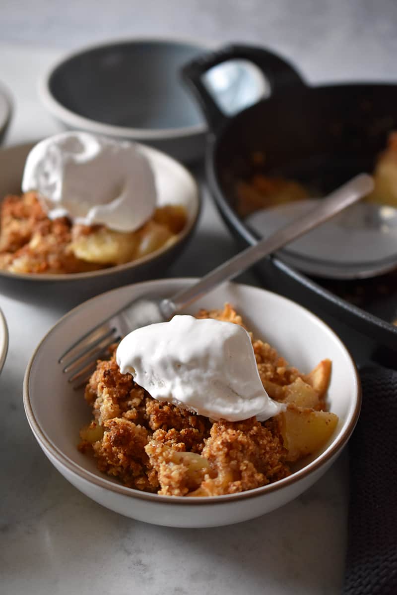 Easy Paleo Vegan Apple Crisp: Gluten-Free Fall Treat